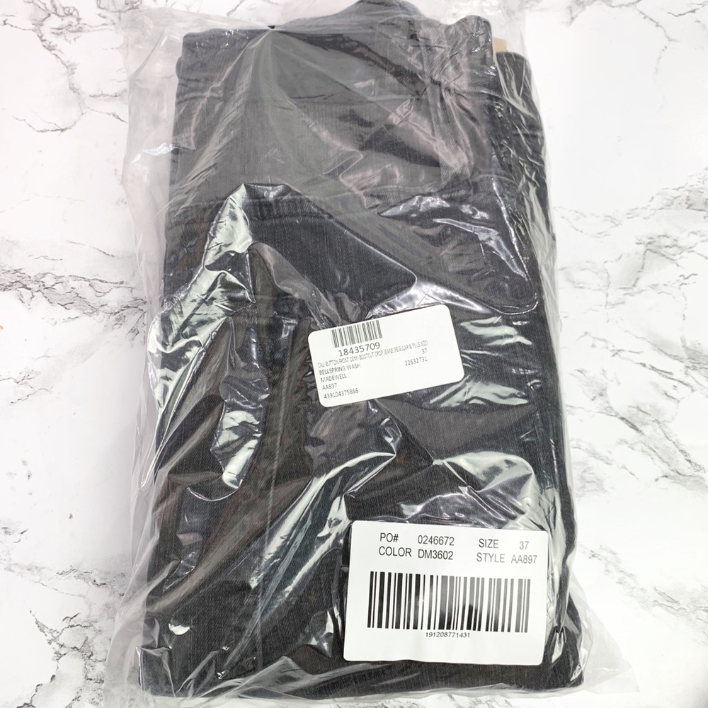 Madewell Cali Demi-Boot Jeans in Bellspring Wash - Picture 4 of 7